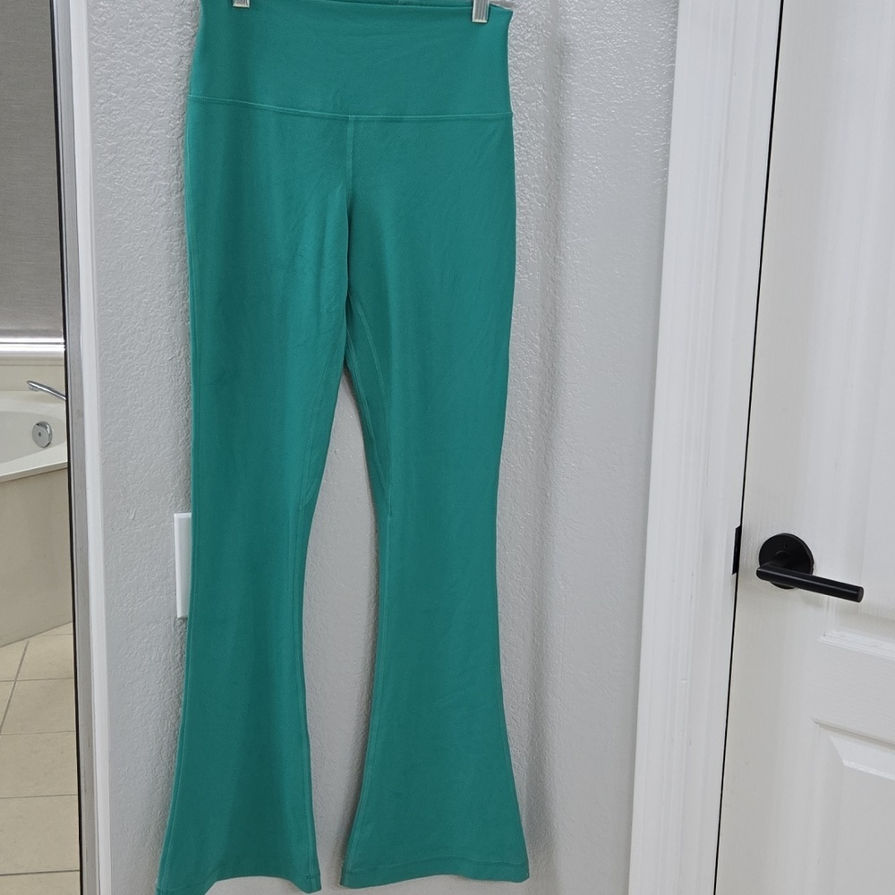 Groove SHR flared pants
